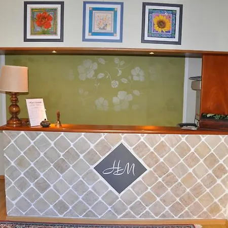 Otel Marinella