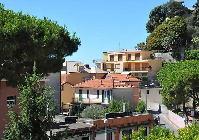 Marinella 3*