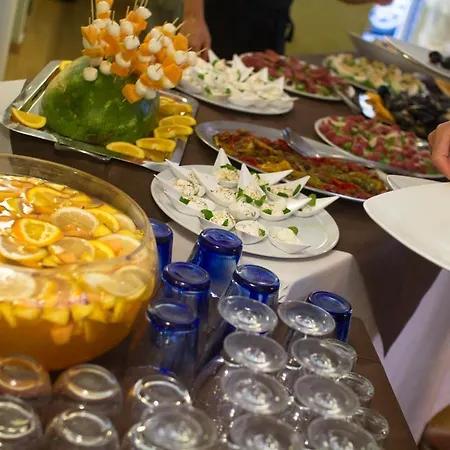 Marinella Hotel 3*